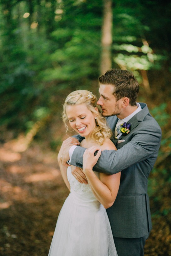 casual-german-countryside-wedding