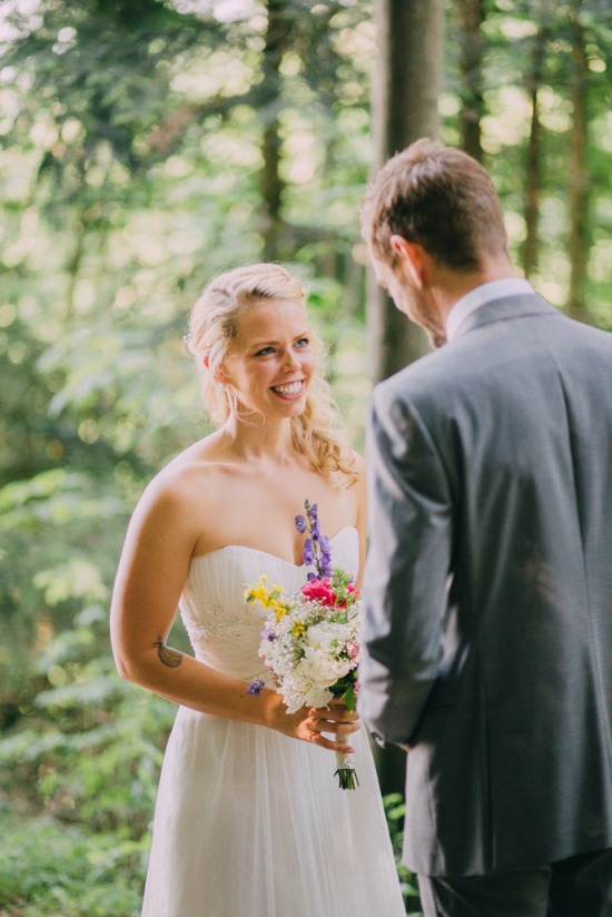 casual-german-countryside-wedding