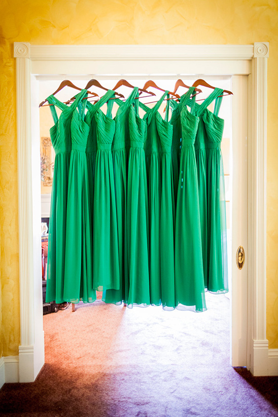 green bridesmaid dresses @weddingchicks