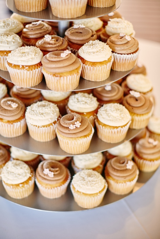 chic-vintage-winery-wedding