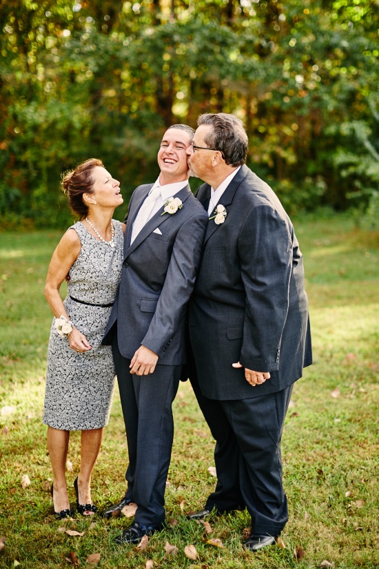 chic-vintage-winery-wedding