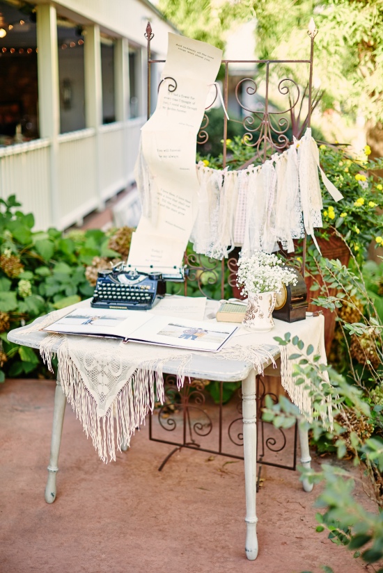 chic-vintage-winery-wedding