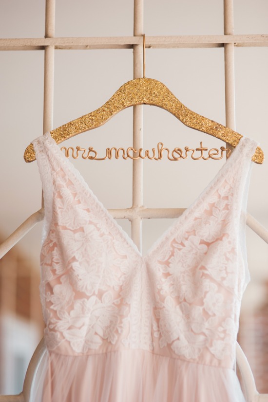 classic-glamour-pink-and-gold-wedding