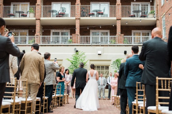 classic-glamour-pink-and-gold-wedding