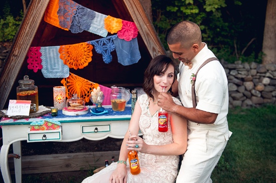colorful-rustic-wedding-fiesta