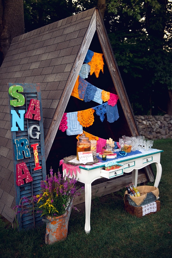 colorful-rustic-wedding-fiesta