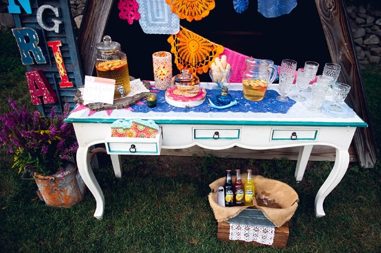 colorful-rustic-wedding-fiesta