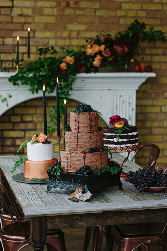 unique wedding cake ideas @weddingchicks