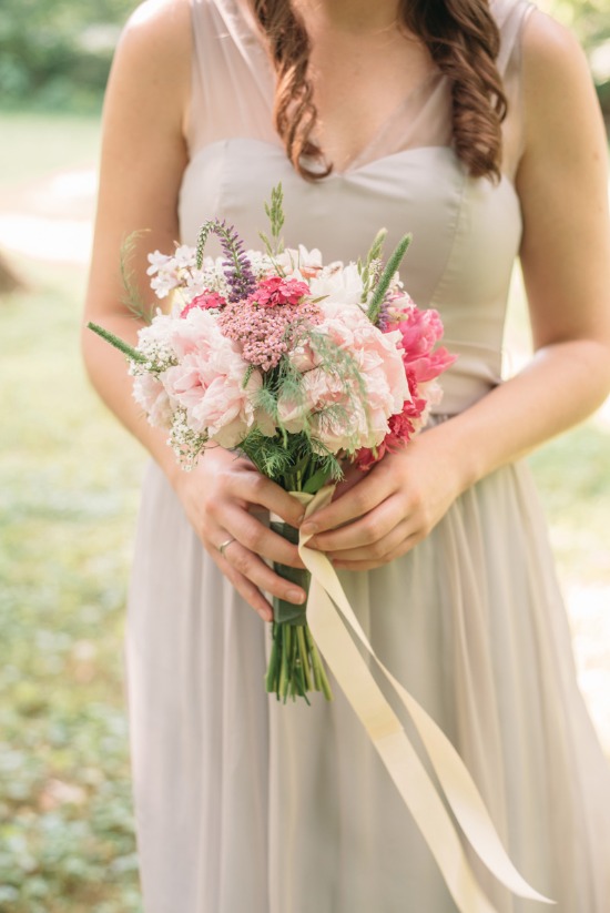 english-garden-diy-backyard-wedding