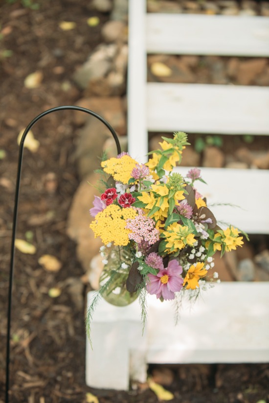 english-garden-diy-backyard-wedding