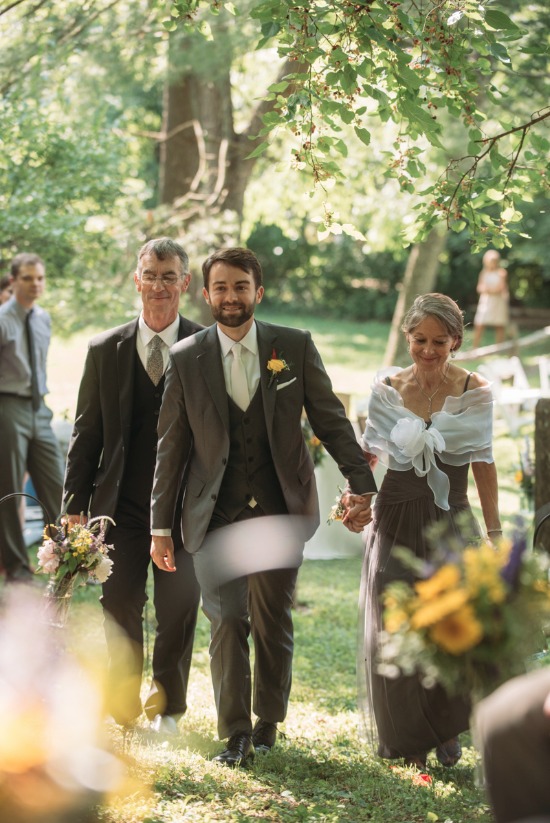 english-garden-diy-backyard-wedding