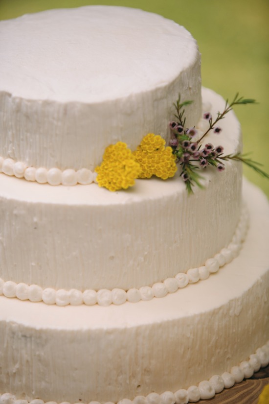 english-garden-diy-backyard-wedding