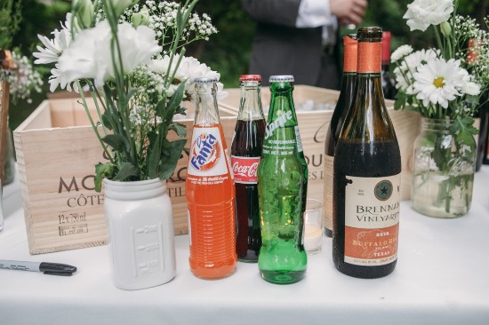 english-garden-diy-backyard-wedding