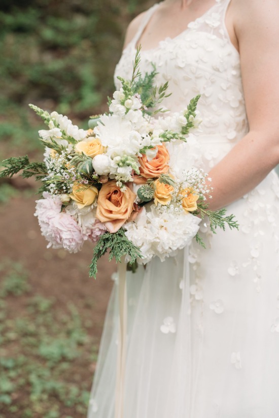 english-garden-diy-backyard-wedding