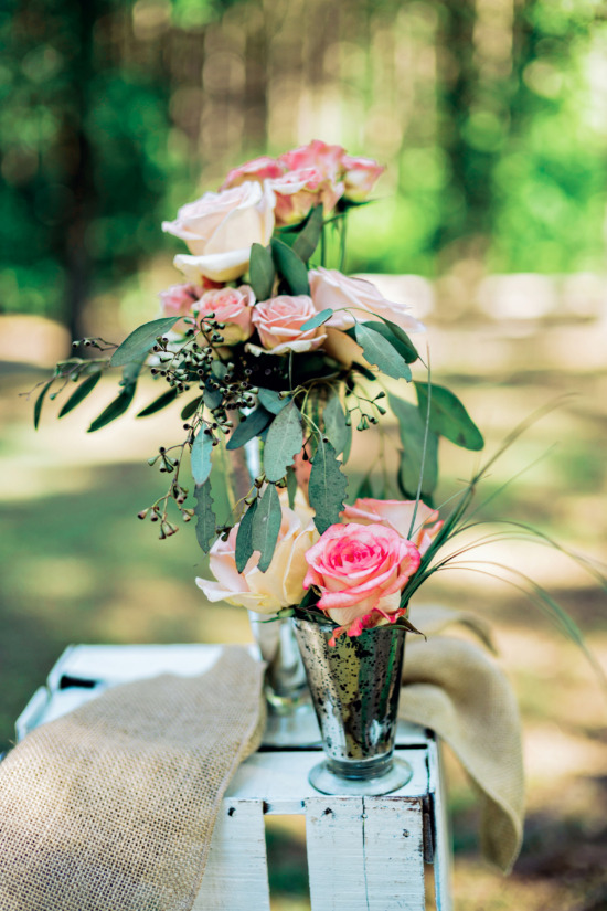 forest-wedding-full-of-charm