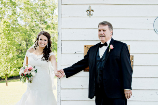 forest-wedding-full-of-charm