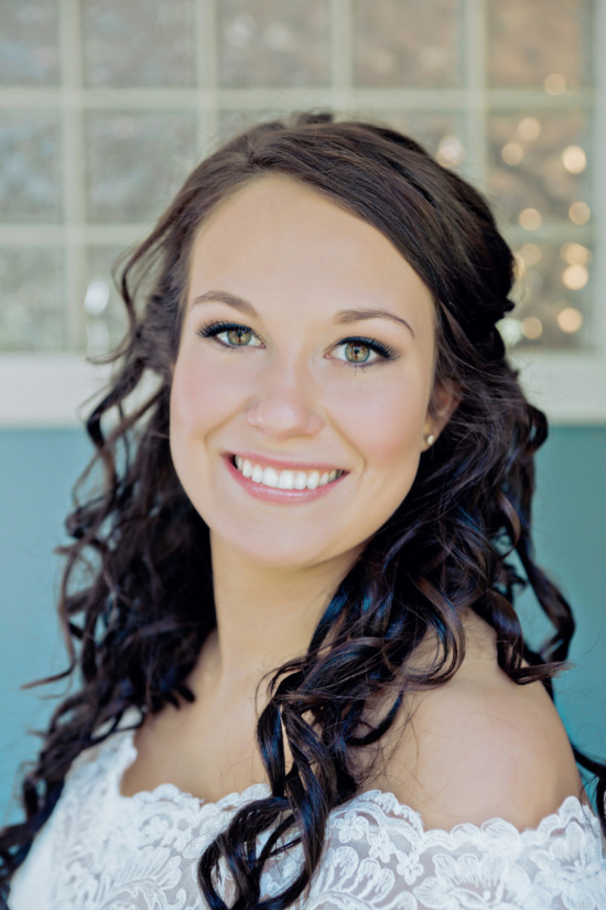 forest-wedding-full-of-charm