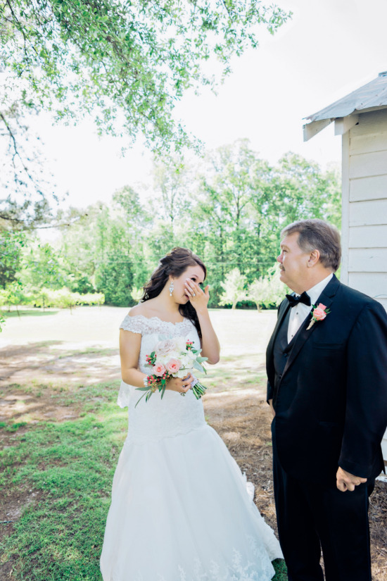 forest-wedding-full-of-charm