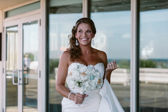 gold-and-teal-beach-wedding