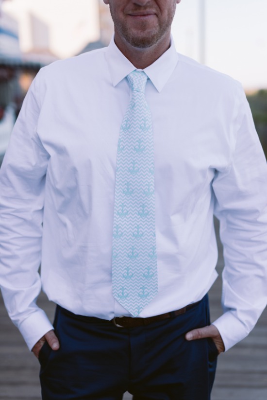 gold-and-teal-beach-wedding
