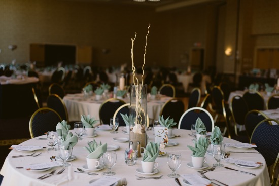 gold-and-teal-beach-wedding