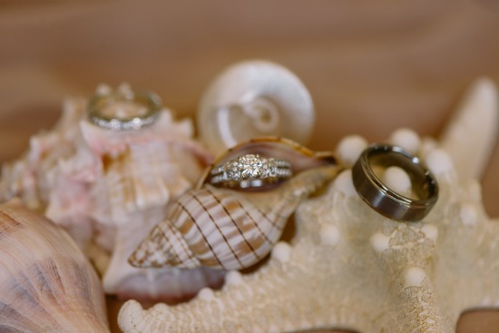 gold-and-teal-beach-wedding
