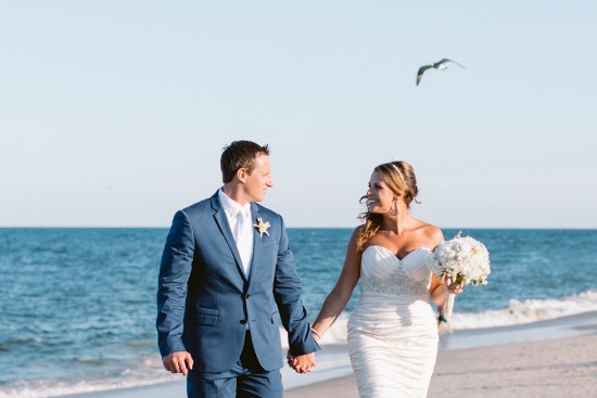 gold-and-teal-beach-wedding