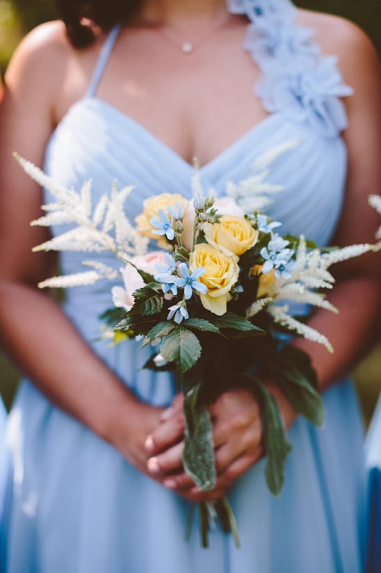 yellow white and blue bouquet @weddingchicks