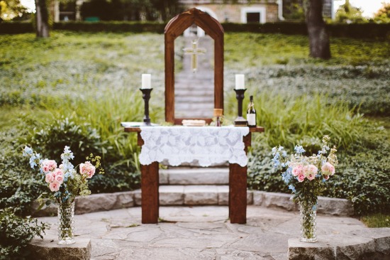 old-fashioned-blue-wedding