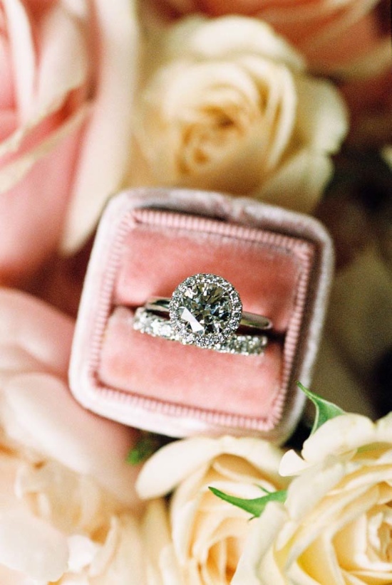 pastel-pink-rustic-chic-wedding