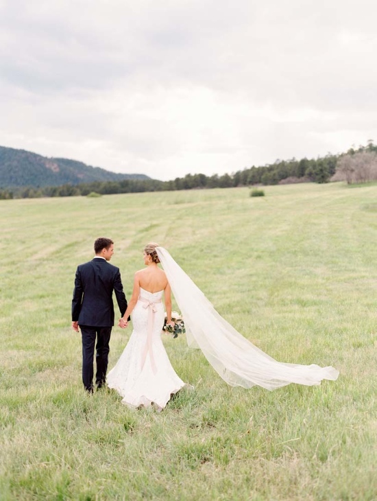 pastel-pink-rustic-chic-wedding