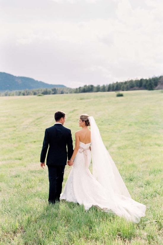 pastel-pink-rustic-chic-wedding