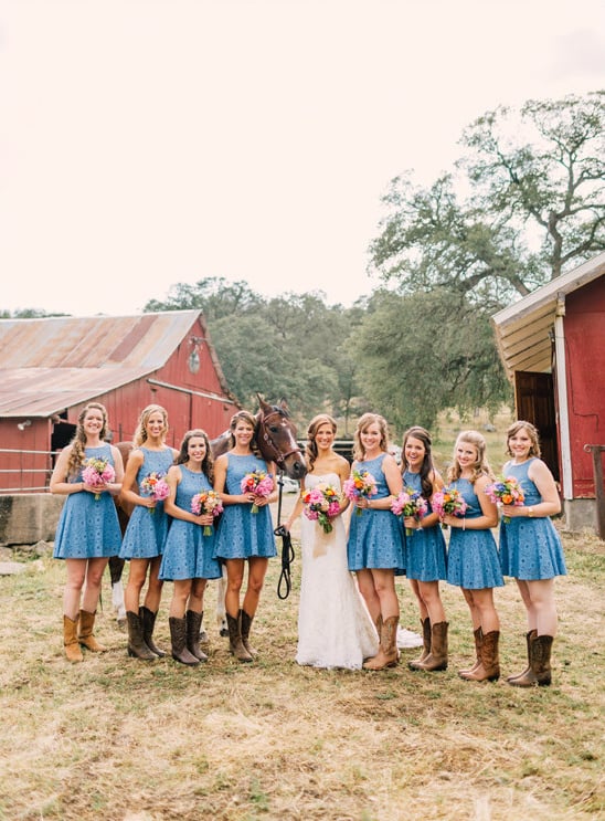 blue bridesmaids @weddingchicks