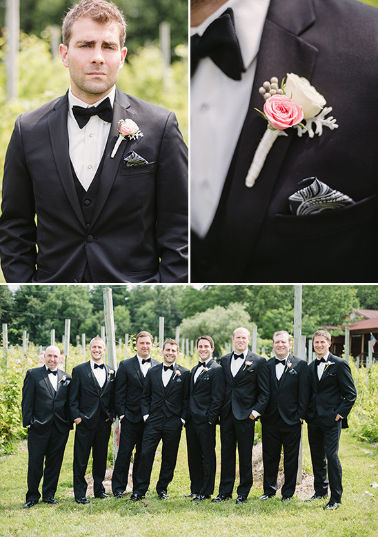 grooms tuxedo @weddingchicks