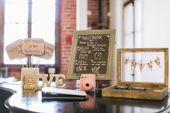 pink-and-gold-vintage-glam-wedding