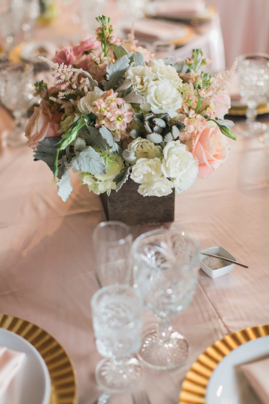 pink-and-gold-vintage-glam-wedding