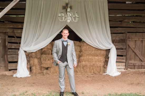 pink-and-grey-vintage-chic-wedding