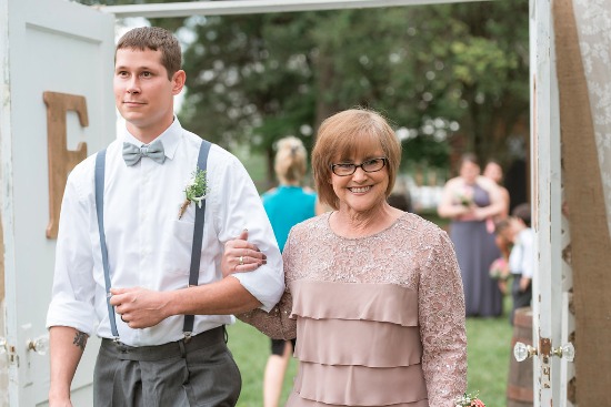 pink-and-grey-vintage-chic-wedding