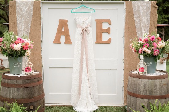 pink-and-grey-vintage-chic-wedding