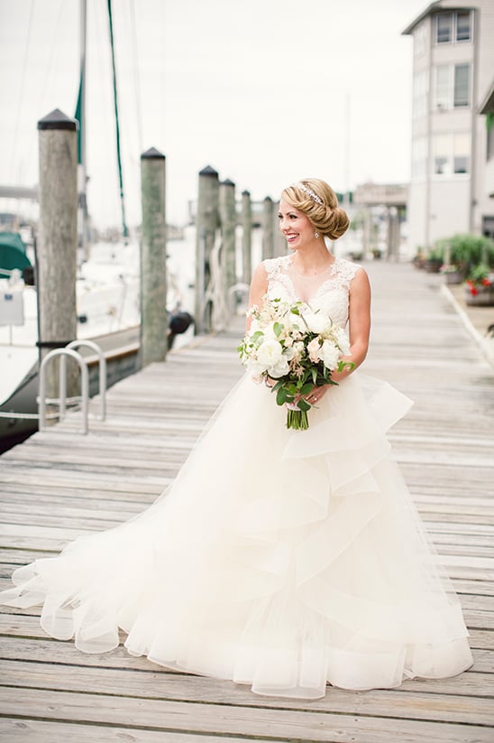 stunning bridal look @weddingchicks