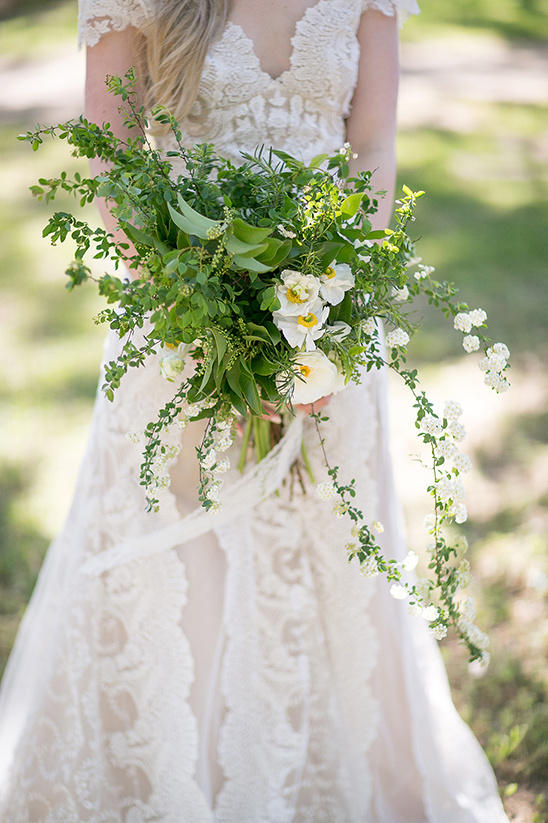 gorgeous organic bouquet @weddinghicks