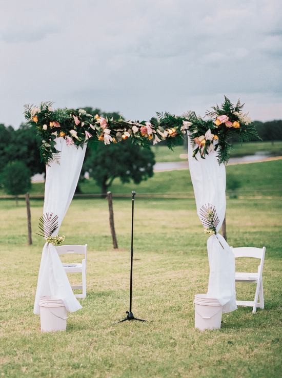 rustic-farm-wedding
