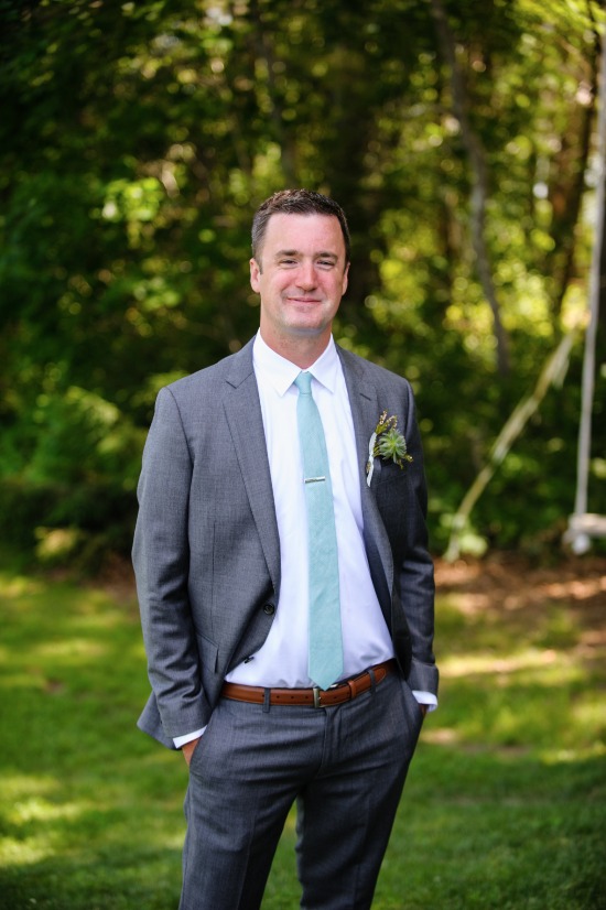 blue-and-green-farm-wedding