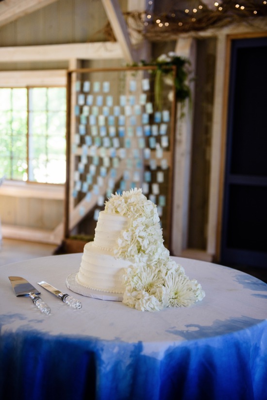 blue-and-green-farm-wedding