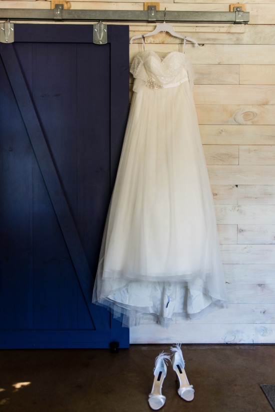 blue-and-green-farm-wedding