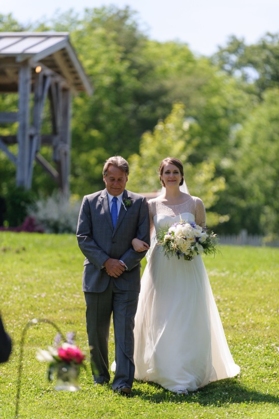 blue-and-green-farm-wedding