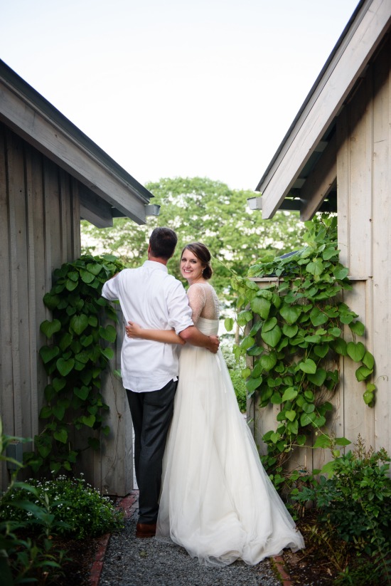 blue-and-green-farm-wedding