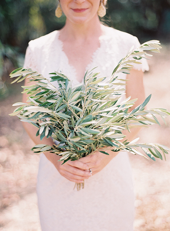 leafy green bouquet @weddingchicks