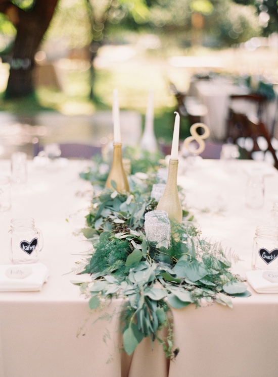 casual-green-and-gold-wedding
