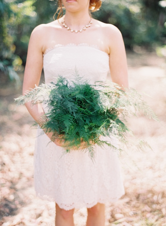 casual-green-and-gold-wedding